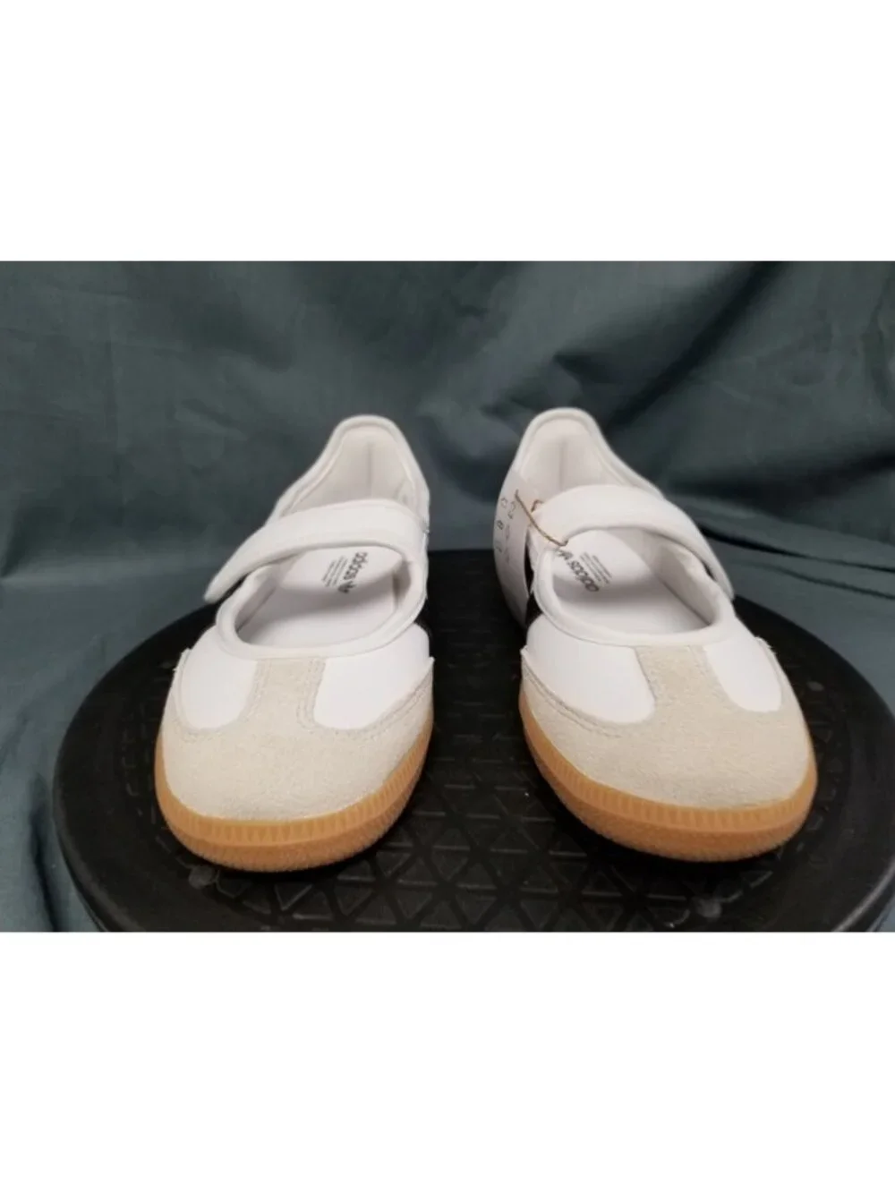 Adidas Samba Jane J Sneakers JR7436 White Alumina Gum Girls Size 4 NEW IN BOX !